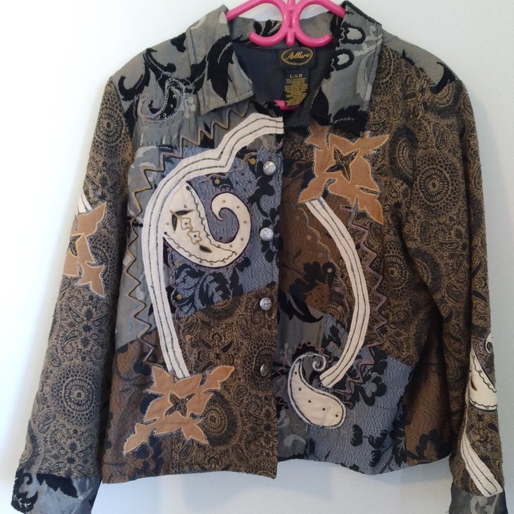 Very Unique Vintage ALLURE Jacket/Coat, Patchwork with Mountain Cabin Button